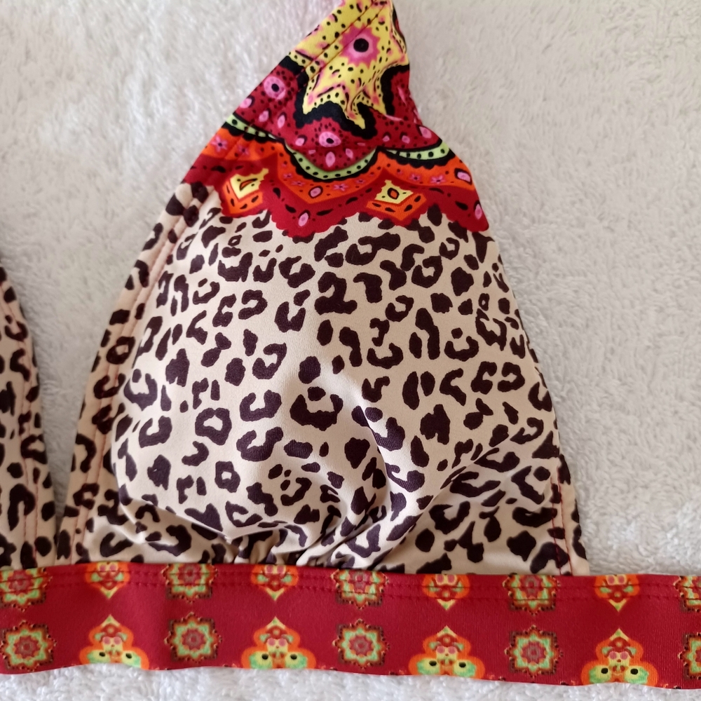 Venus Flirty Leopard Jungle Mosaic Bikini Set, Top Size B, Bottom Size 4 - Picture 7 of 15